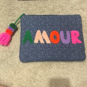 Amour clutch!